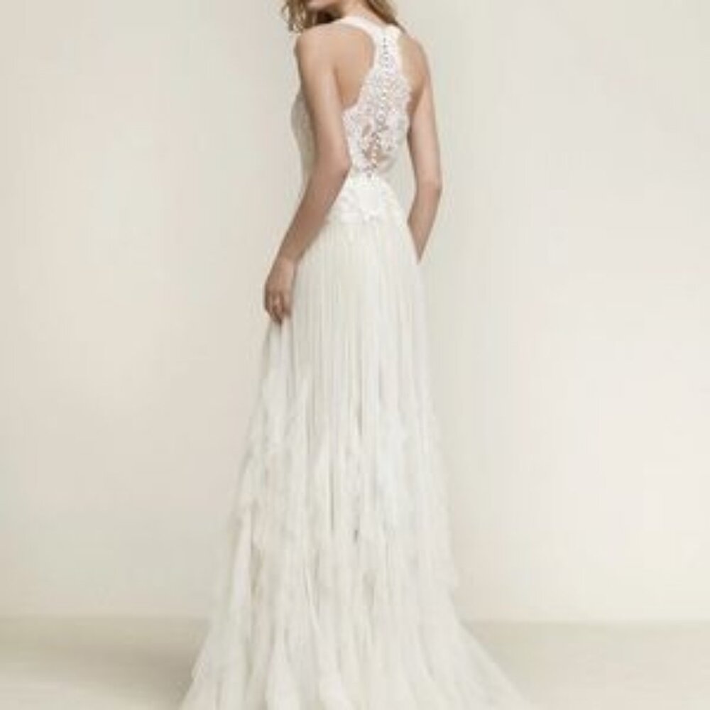 Pronovias Draconia Wedding Dress - Picture 2 of 13